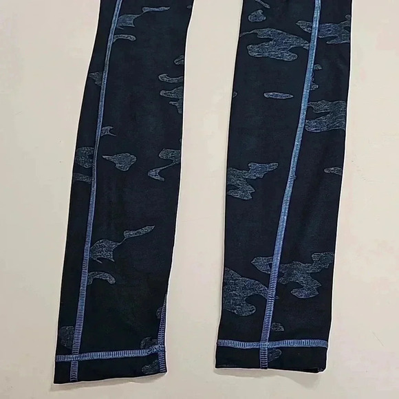 Lululemon Full length Leggings - Picture 7 of 9